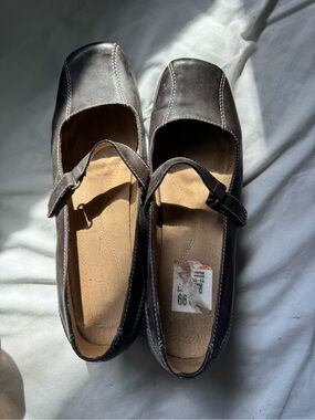 Brown Leather Mary Jane Flats